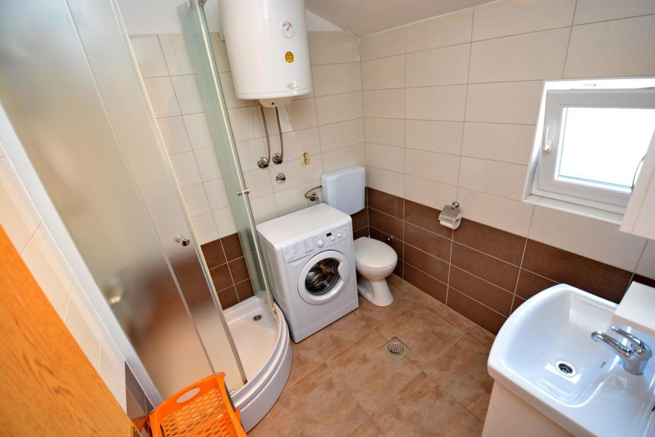 Studio Apartment Martin Zara Esterno foto